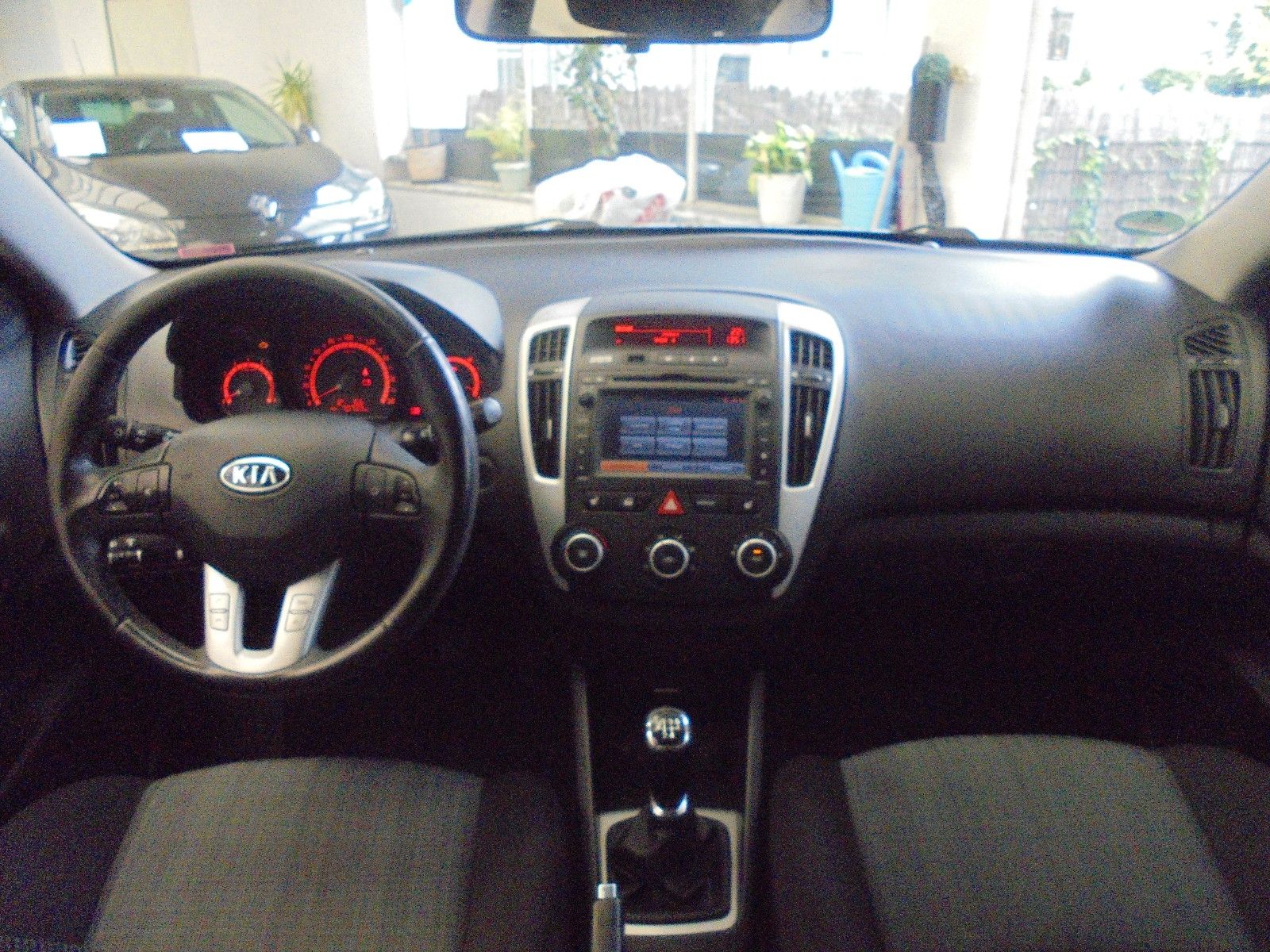 Fahrzeugabbildung Kia cee'd Sportswagon Edition7 Klima+Shz/Navi/kamara