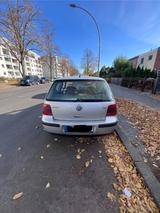 Volkswagen Golf 2.0 mit CarPlay TÜV 07/26 - gebrauchte VW Golf aus dem Jahr 2001