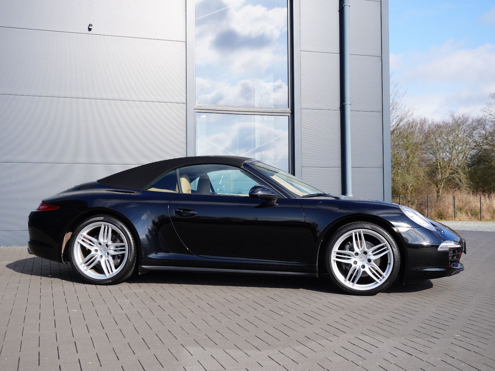 Fahrzeugabbildung Porsche 991 Carrera 4 Cabriolet