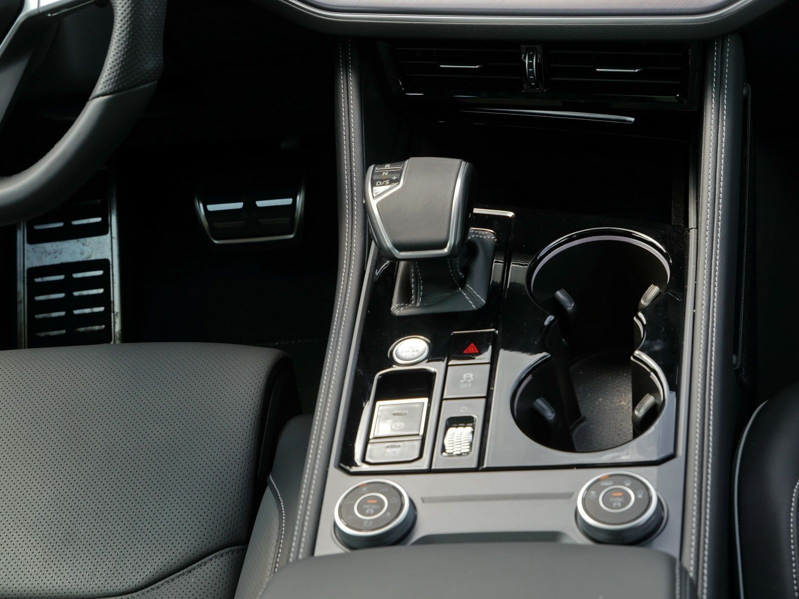 Volkswagen Touareg - Bild 9