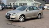 Volkswagen Jetta V Comfortline - Volkswagen Jetta mit Benzin-Antrieb: Limousine, Automatik