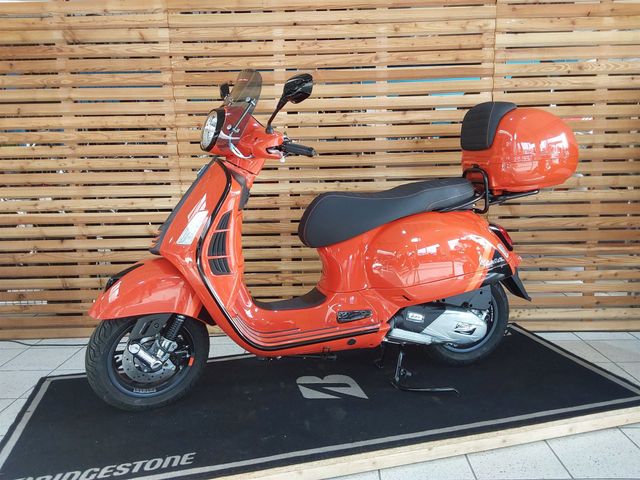 Vespa GTS 125 Super Sport Gesamtpaket