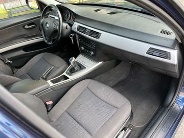 BMW 318 - 12