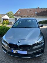 BMW 218i Active Tourer  34.175 km Autom., Navi, 1.Hd - BMW 218 Active Tourer von privat