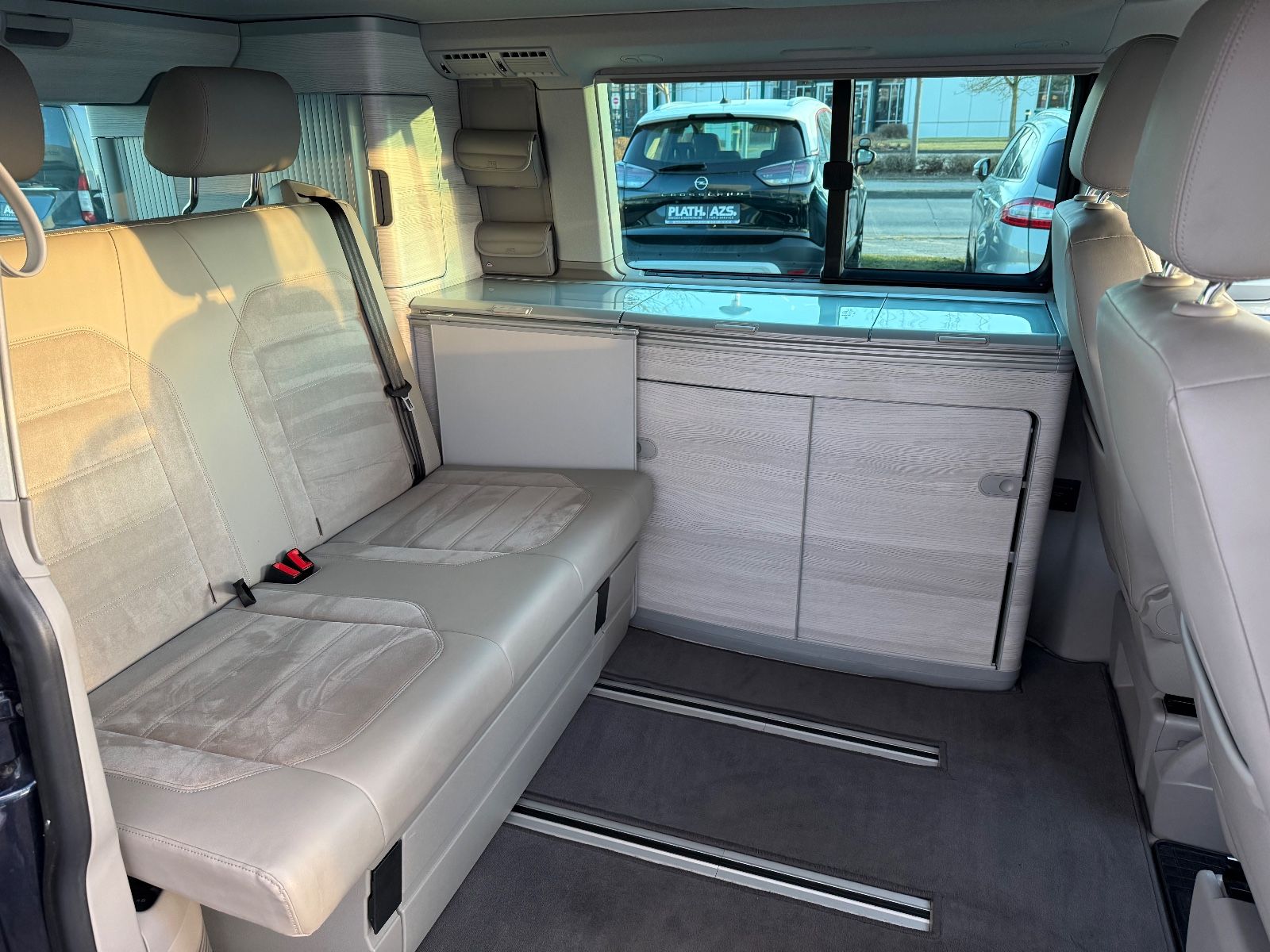 Volkswagen T6 California California Ocean Blue foto 12