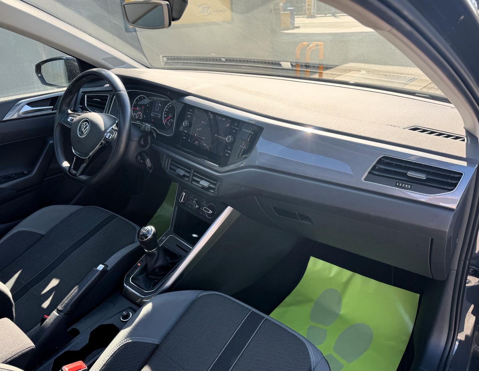 Volkswagen Polo VI Highline*Navi*Panorama*LED*PDC*Sitzheiz*, миниатюра 12