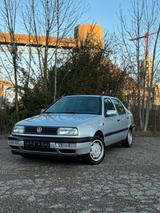 Volkswagen Vw Vento Gl 1Hand TÜV neu - Volkswagen Vento: Gl