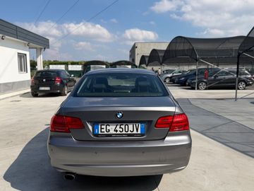 BMW 320 - 10