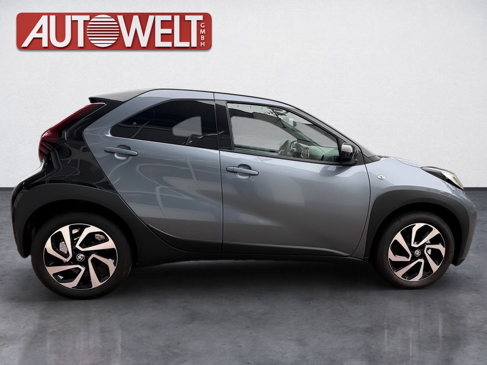 Fahrzeugabbildung Toyota Aygo X 1.0 Teamplayer Navi,SHZ,SoundSys,ACC,Kam.