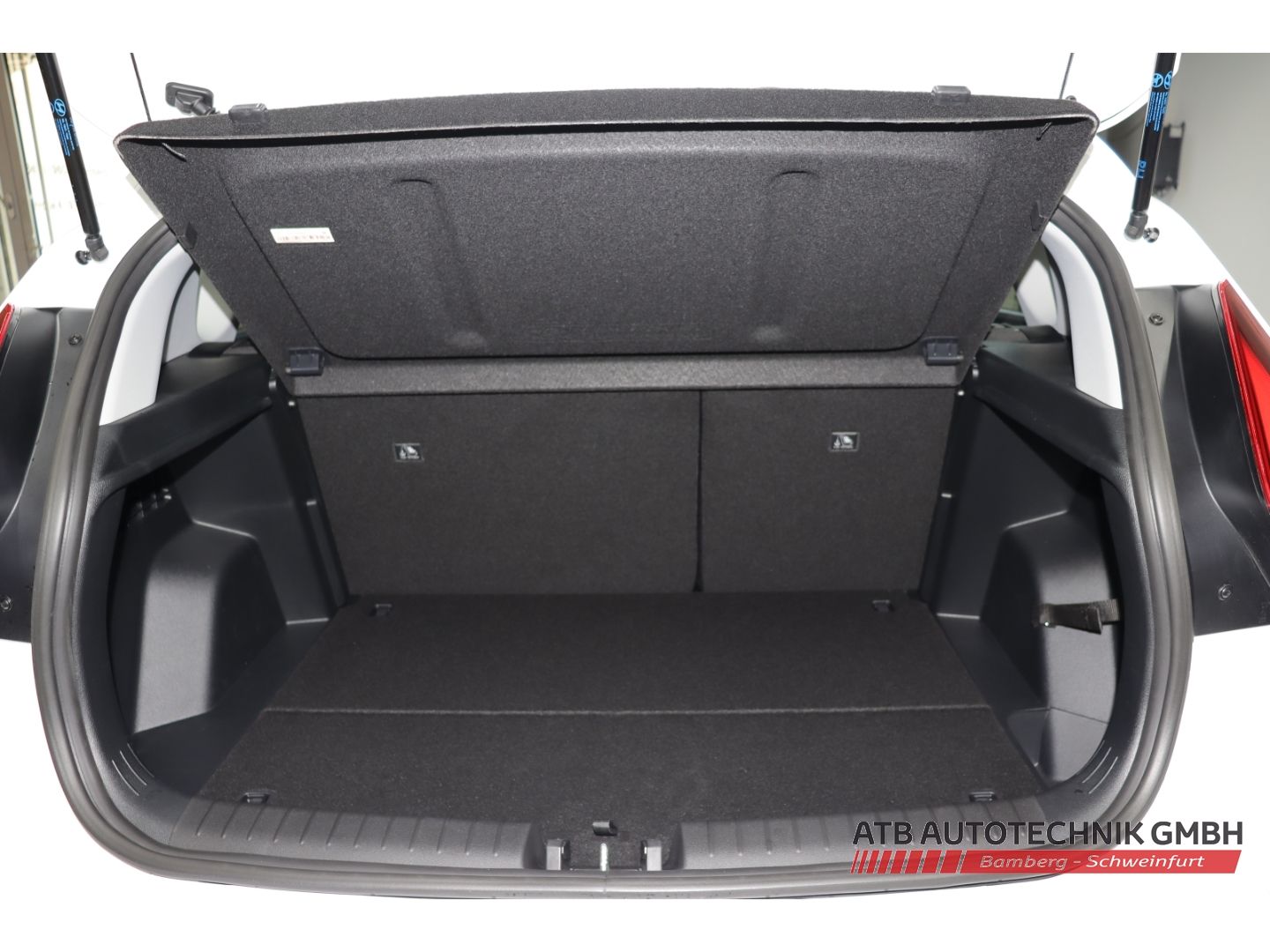 Fahrzeugabbildung Hyundai BAYON MY25 Trend 1.0 T-GDI 100 PS 7-DCT 2WD Komf