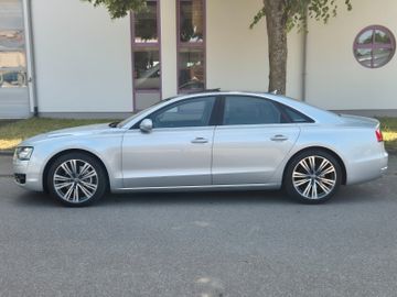 Audi A8 - 9