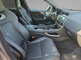 Jaguar F-Pace SVR PANORAMA ACC 22 SITZLÜFTUNG DAB - Jaguar F-Pace: Svr