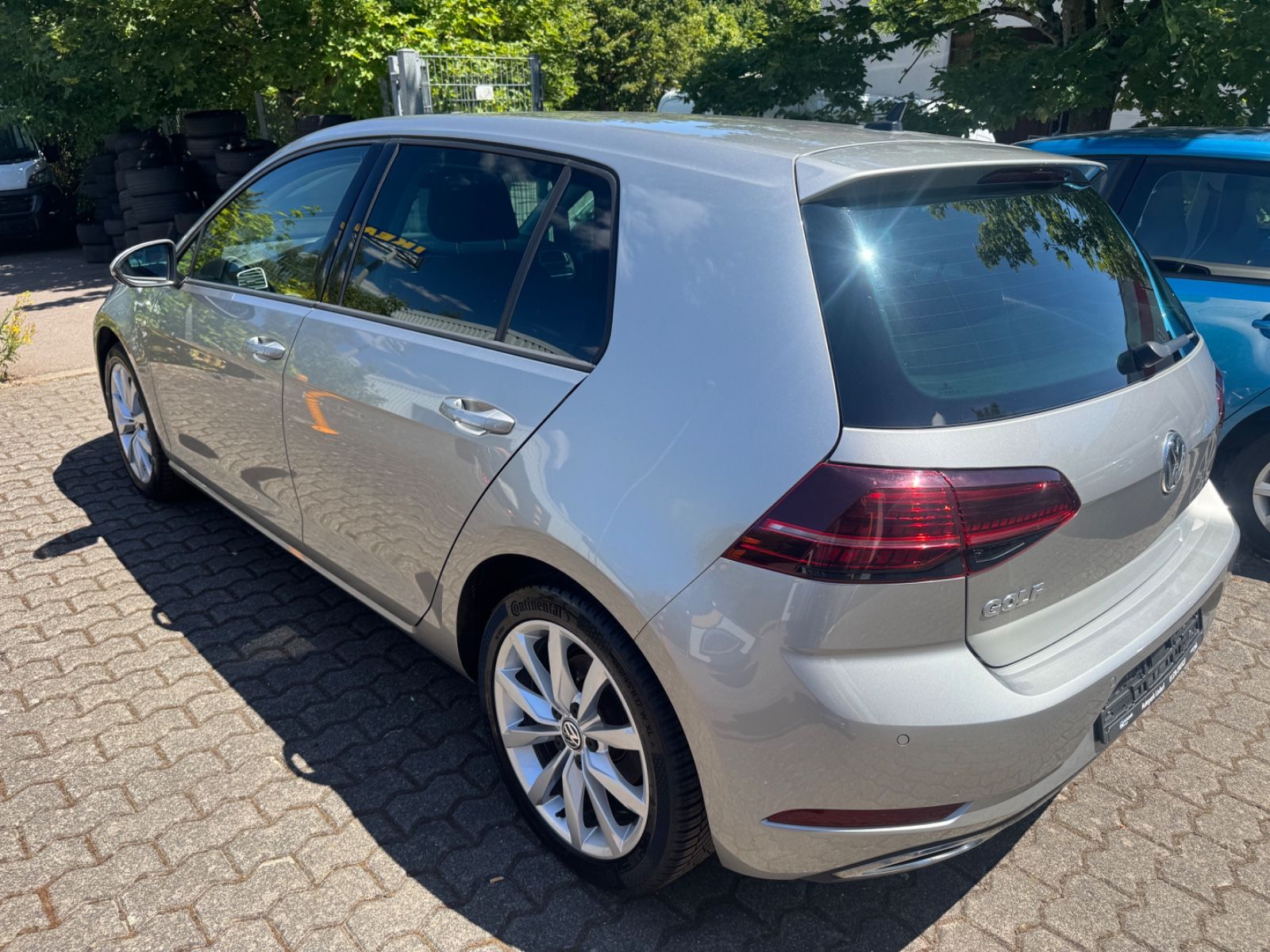 Fahrzeugabbildung Volkswagen Golf VII Lim. Highline LED+ACC+Tempomat