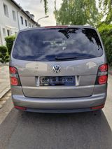 Volkswagen Touran 1.9 TDI DPF Highline Highline - Volkswagen Touran mit Diesel-Antrieb: Kleinbus, 1.9