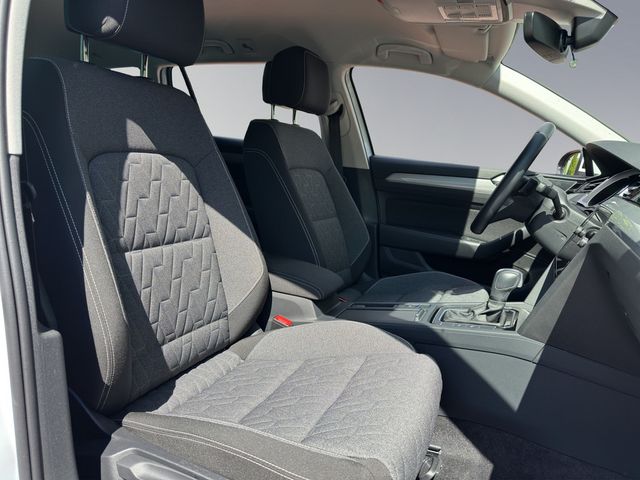 Passat Variant 2.0 TDI Business DSG MATRIX-LED