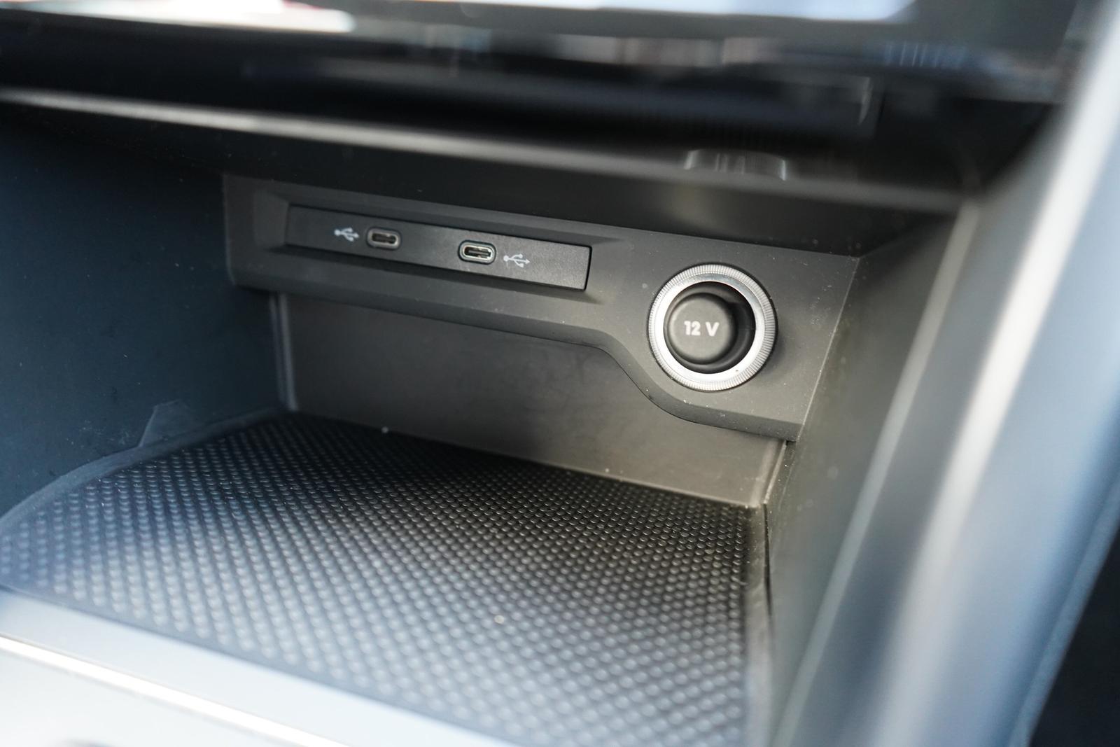 Volkswagen Touran 1.5 TSI Active DSG 7-Sitzer Navi ACC PDC, миниатюра 21