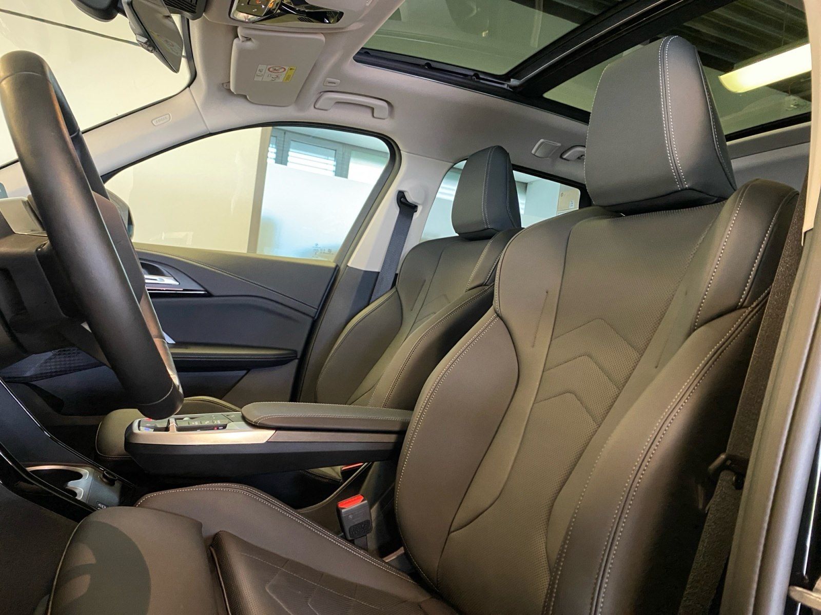 BMW iX1 - Bild 8