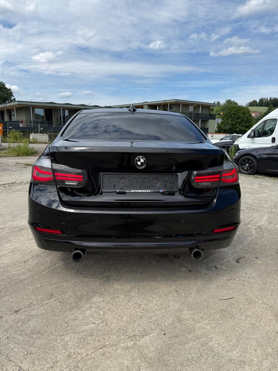 BMW 335i xDrive Sport Line | 306 ch | BVA | Harman Kardon | GPS Professional | Phares bi-xénon | Sièges chauffants