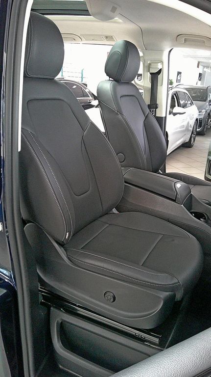 Mercedes-Benz V 300 d L 4M AMG Exklusiv NETTO 53.900