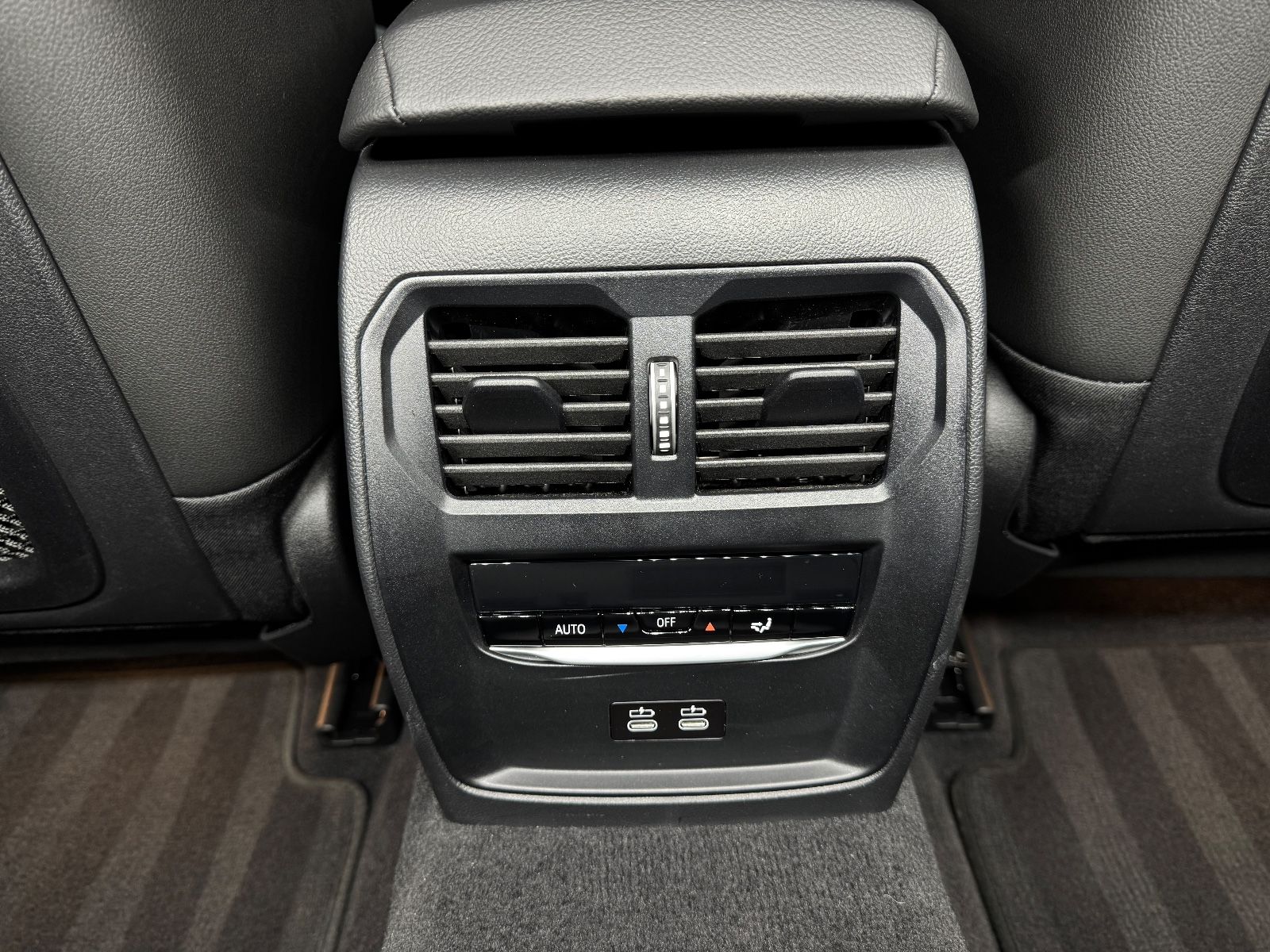 Fahrzeugabbildung BMW 420d Gran Coupe xDrive M SPORT|CURVED|ACC|