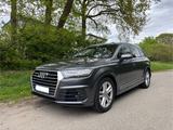 Audi Q7 3.0 TDI VOLL, Pano,HUD,7 Sitze,Standhzg, AHK - Audi Q7 in Kiel