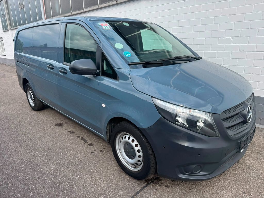 Image of Mercedes-Benz Vito