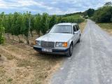 Mercedes-Benz 300D - Mercedes-Benz 300 aus 1991: 300d