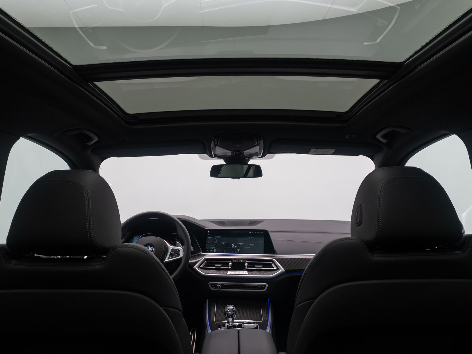 Fahrzeugabbildung BMW X5 xD30d M Sport Kamera DAB HiFi HUD Panorama