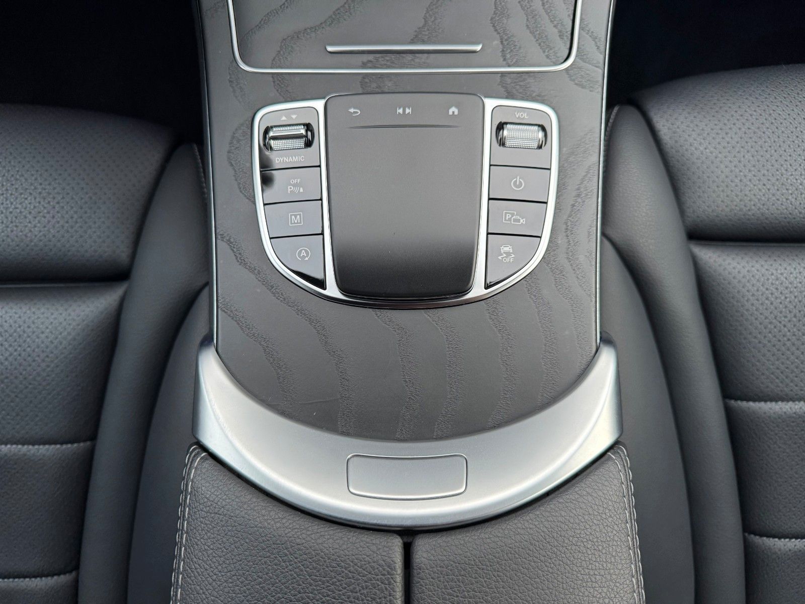 Fahrzeugabbildung Mercedes-Benz GLC 400d 4M Coupe+AMG+Massage+AHK+Memory