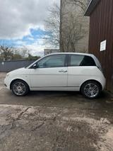 Lancia y 1,4 kleinwagen - Lancia Ypsilon in Stuttgart
