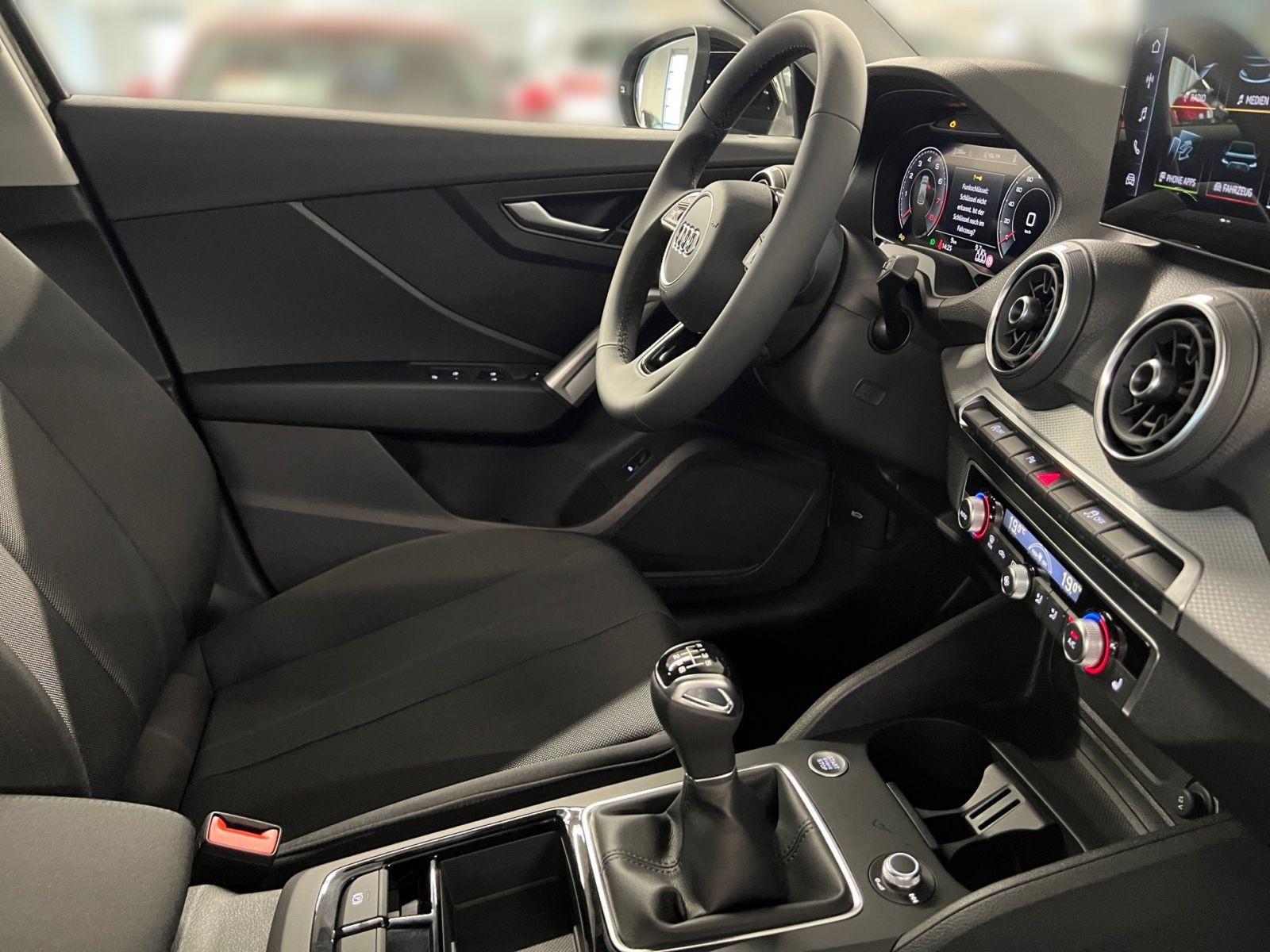 Audi Q2 30 TFSI DAB VC PDC Sitzheizung