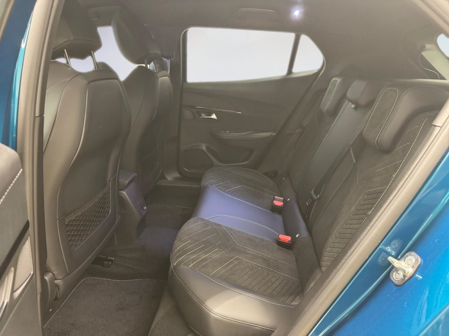 Peugeot 2008 - Bild 12