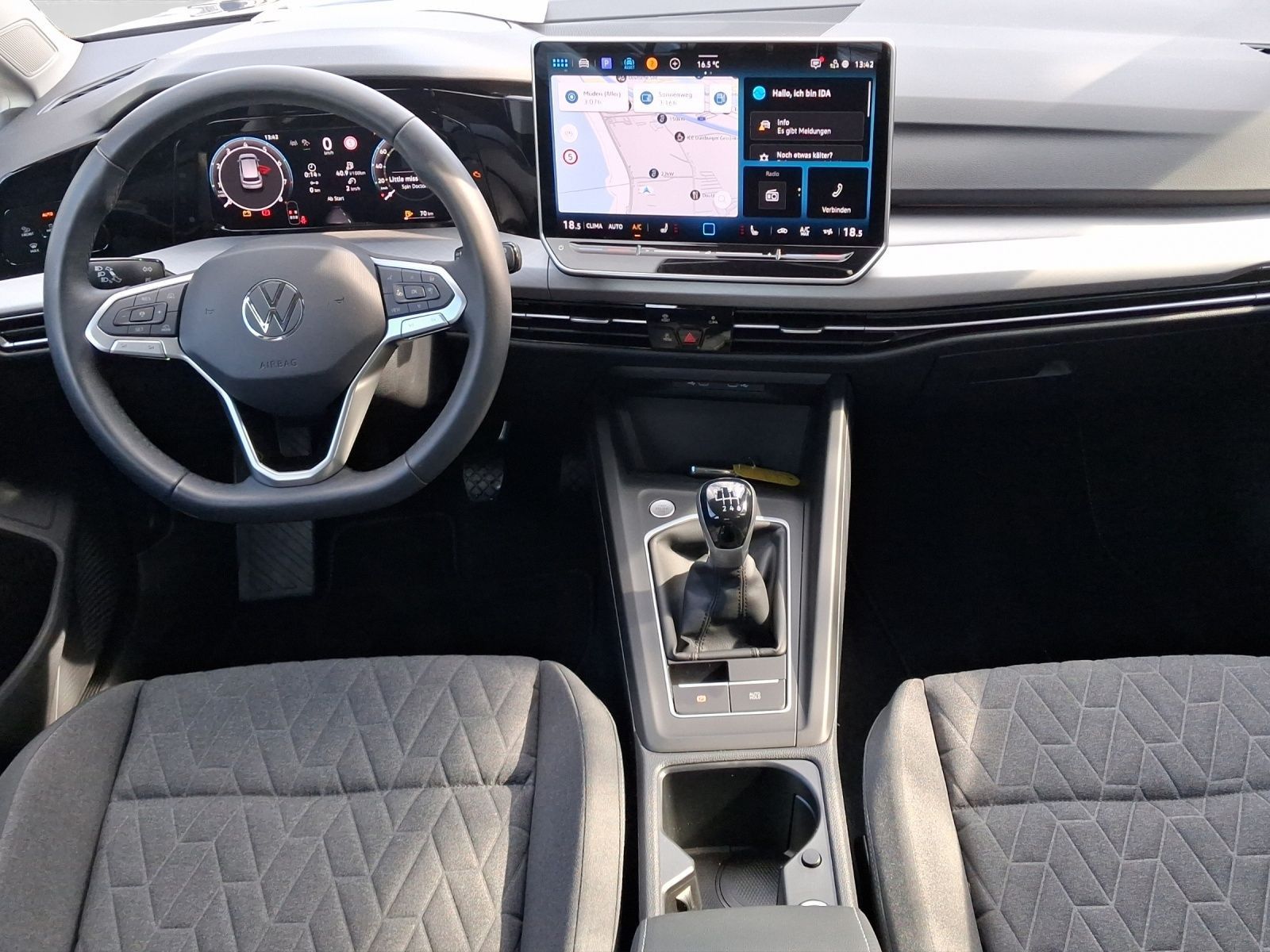 Volkswagen Golf 1.5 TSI LIFE IQ.LIGHT HuD ASSIST KEYLESS foto 5