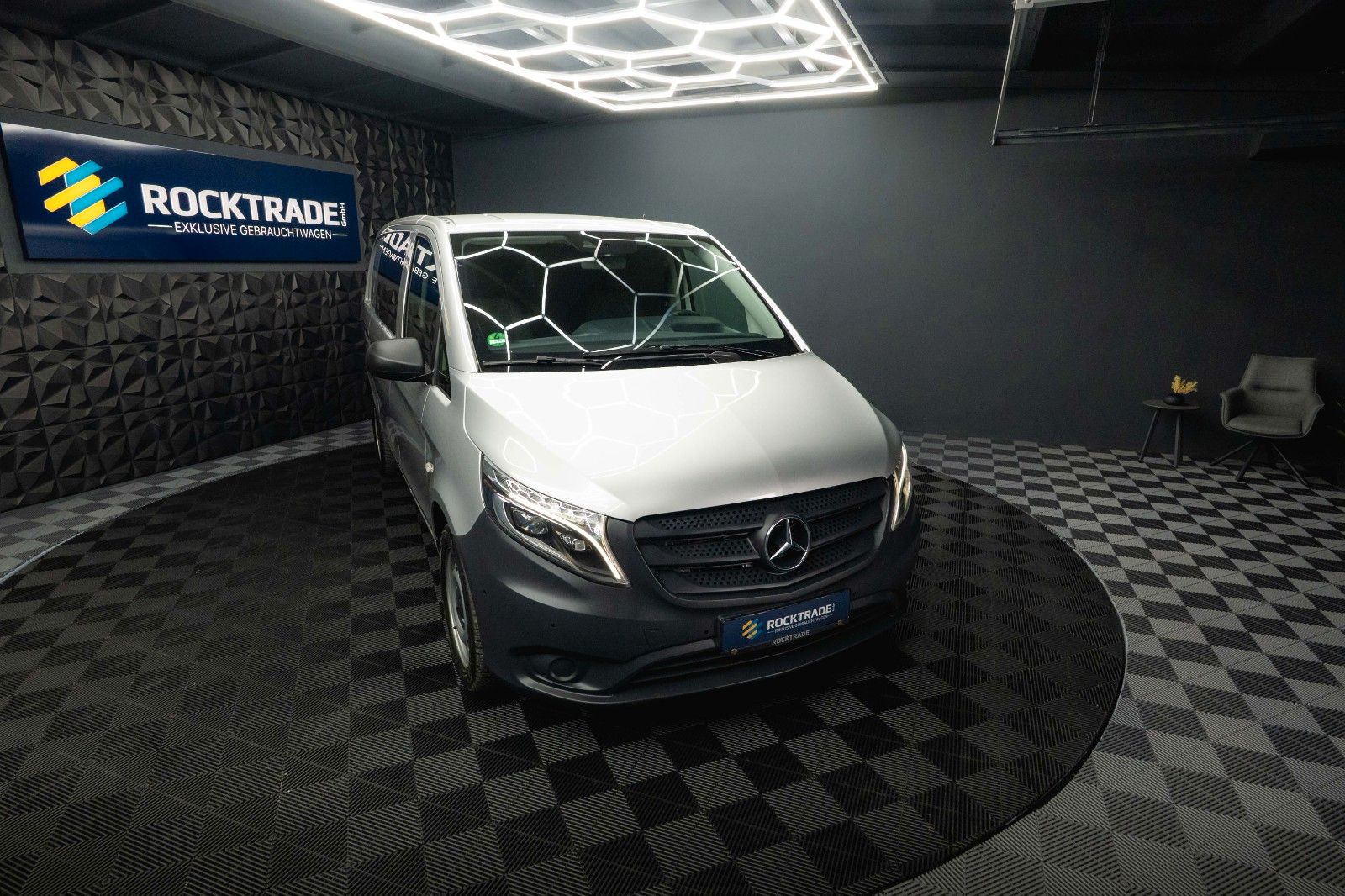 Fahrzeugabbildung Mercedes-Benz Vito Mixto 119 CDI 4MATIC kompakt *LED*Kamera*