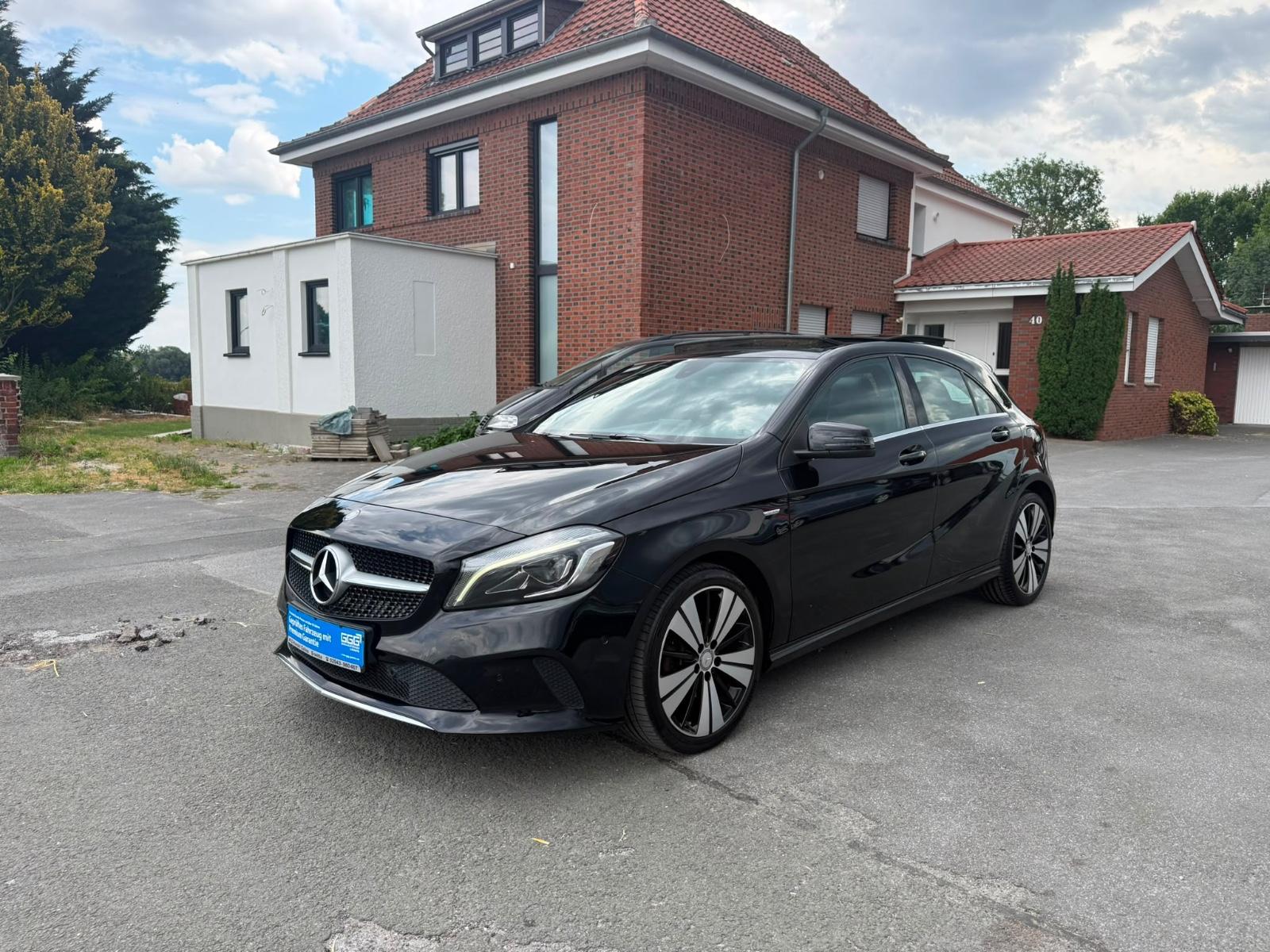 Mercedes-Benz A 180 Activity Edition/LED/Panorama/Leder/Kamera