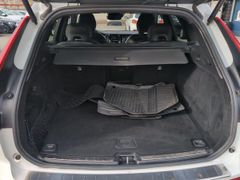 VOLVO XC60 2.0 Diesel  R Design~1steHand~gepflegt