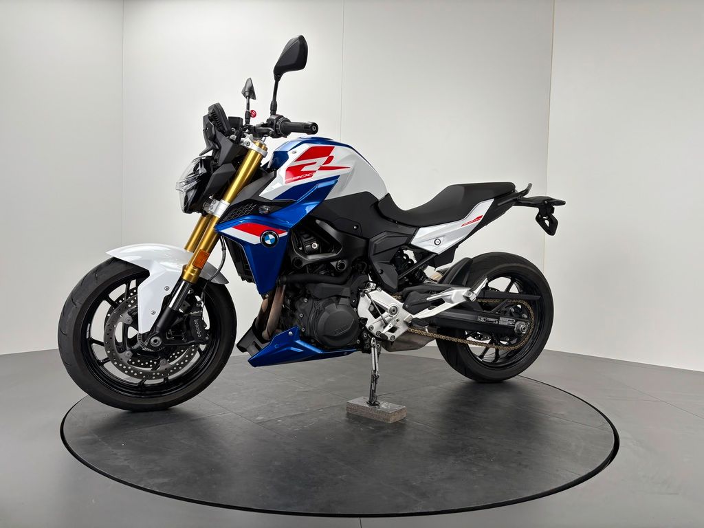 Fahrzeugabbildung BMW F900 R *TOP-ZUSTAND *SERVICE NEU