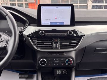 Ford Kuga - 12