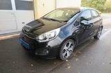 Kia Rio Spirit Klimatronik/SH/Temp./MFL/ALU - gebrauchte Kia Rio aus dem Jahr 2012