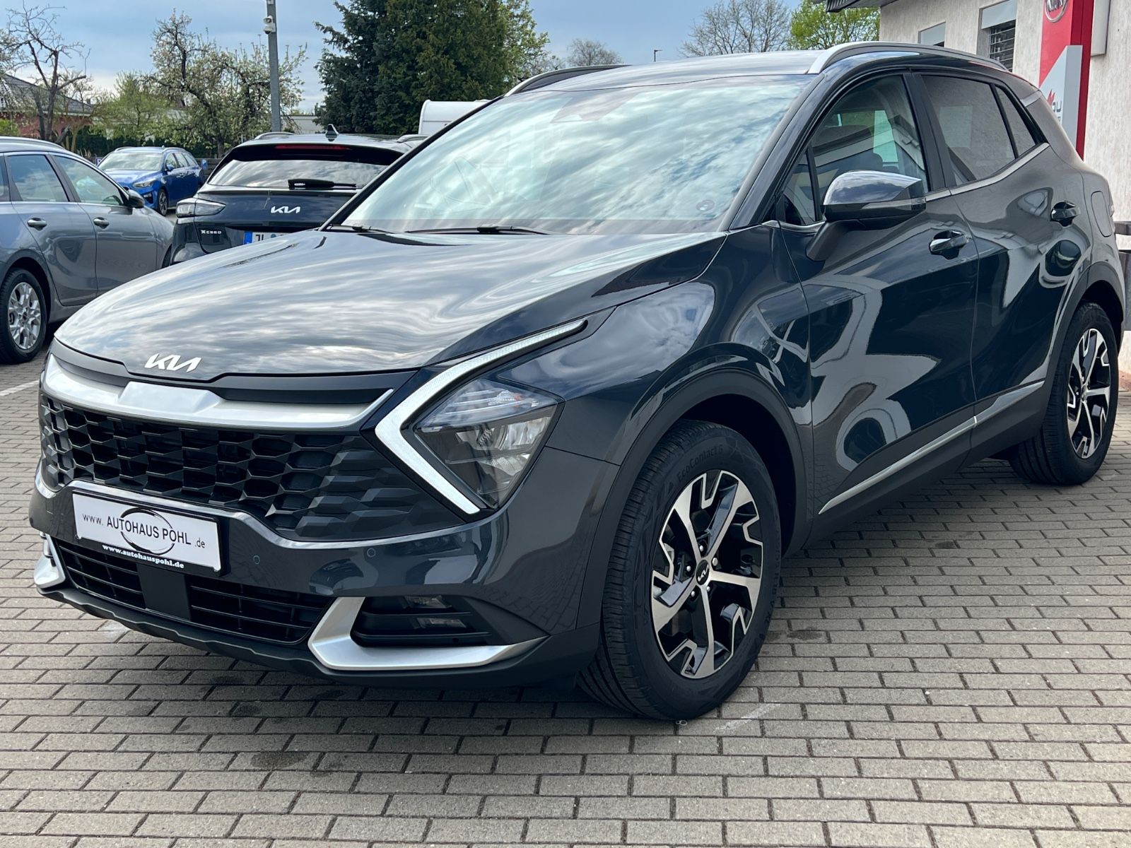 Fahrzeugabbildung Kia SPORTAGE 1.6T 48V 2WD DCT ULTIMATE EDITION