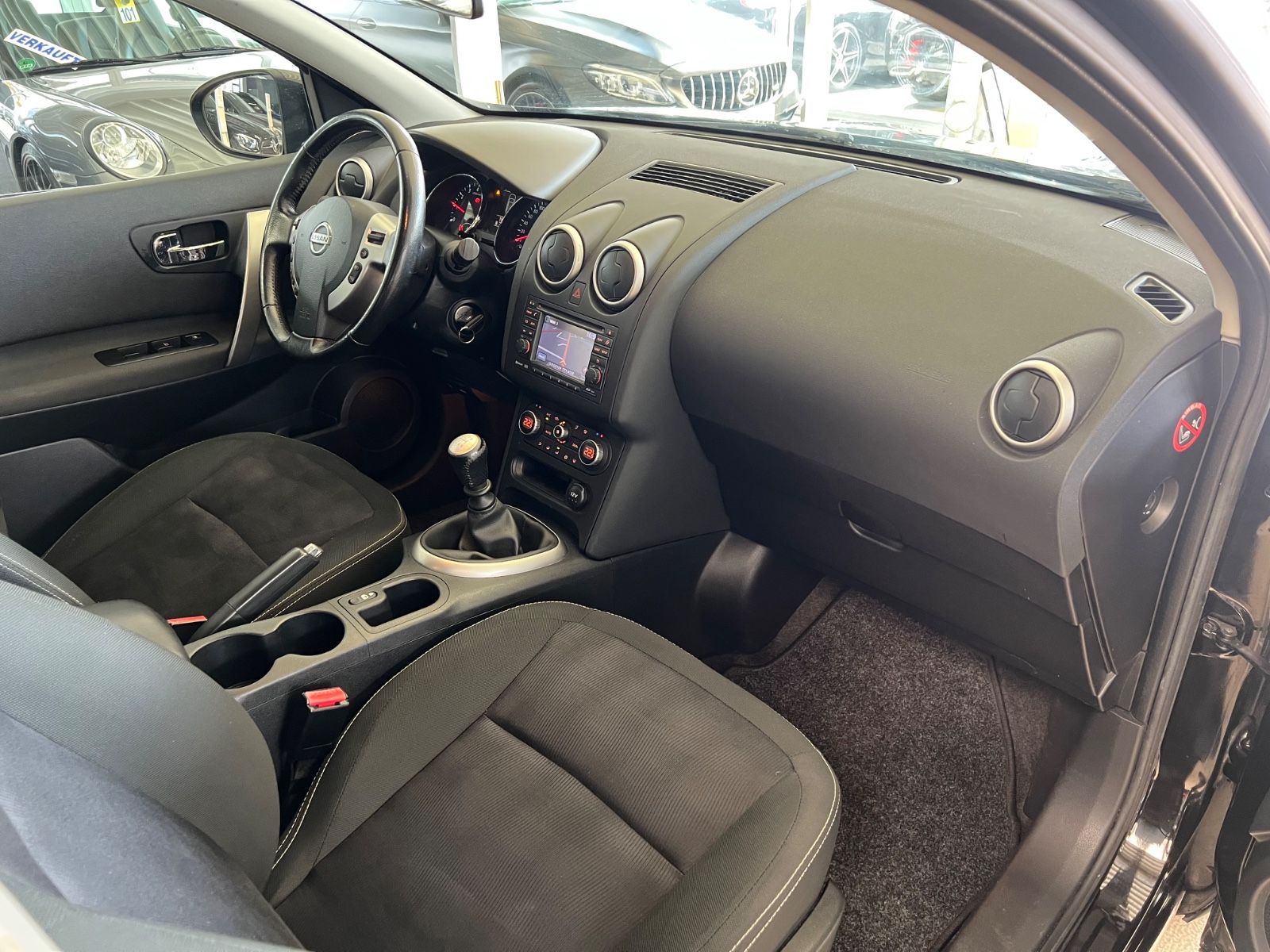Fahrzeugabbildung Nissan Qashqai 2.0 Acenta *NAVI*RÜCKFAHRKAMERA*1.HAND*