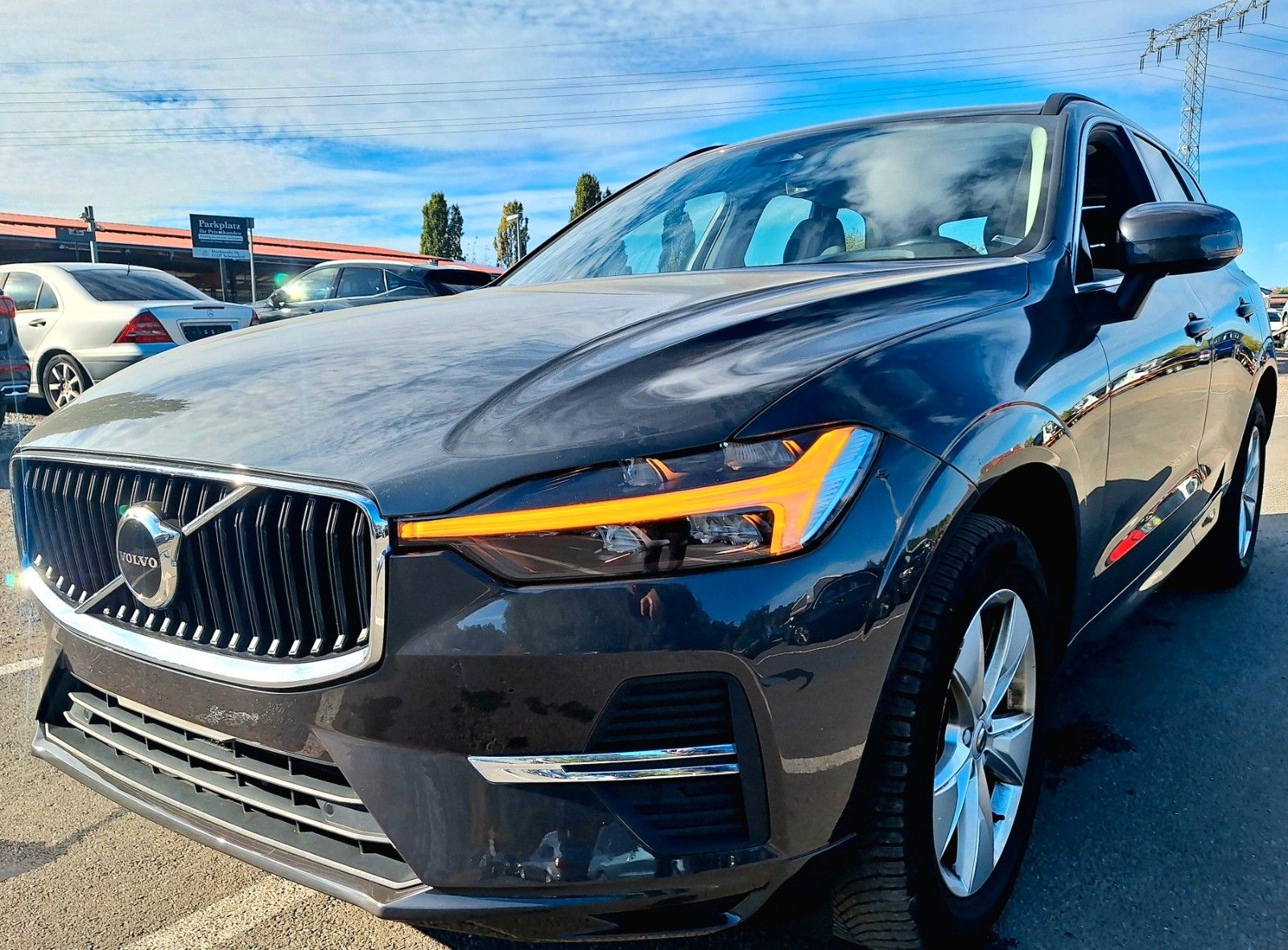 Volvo XC60*B4*Core 2WD*Nav*Leder*LED*SHZ*Cam-PDC imagem 3