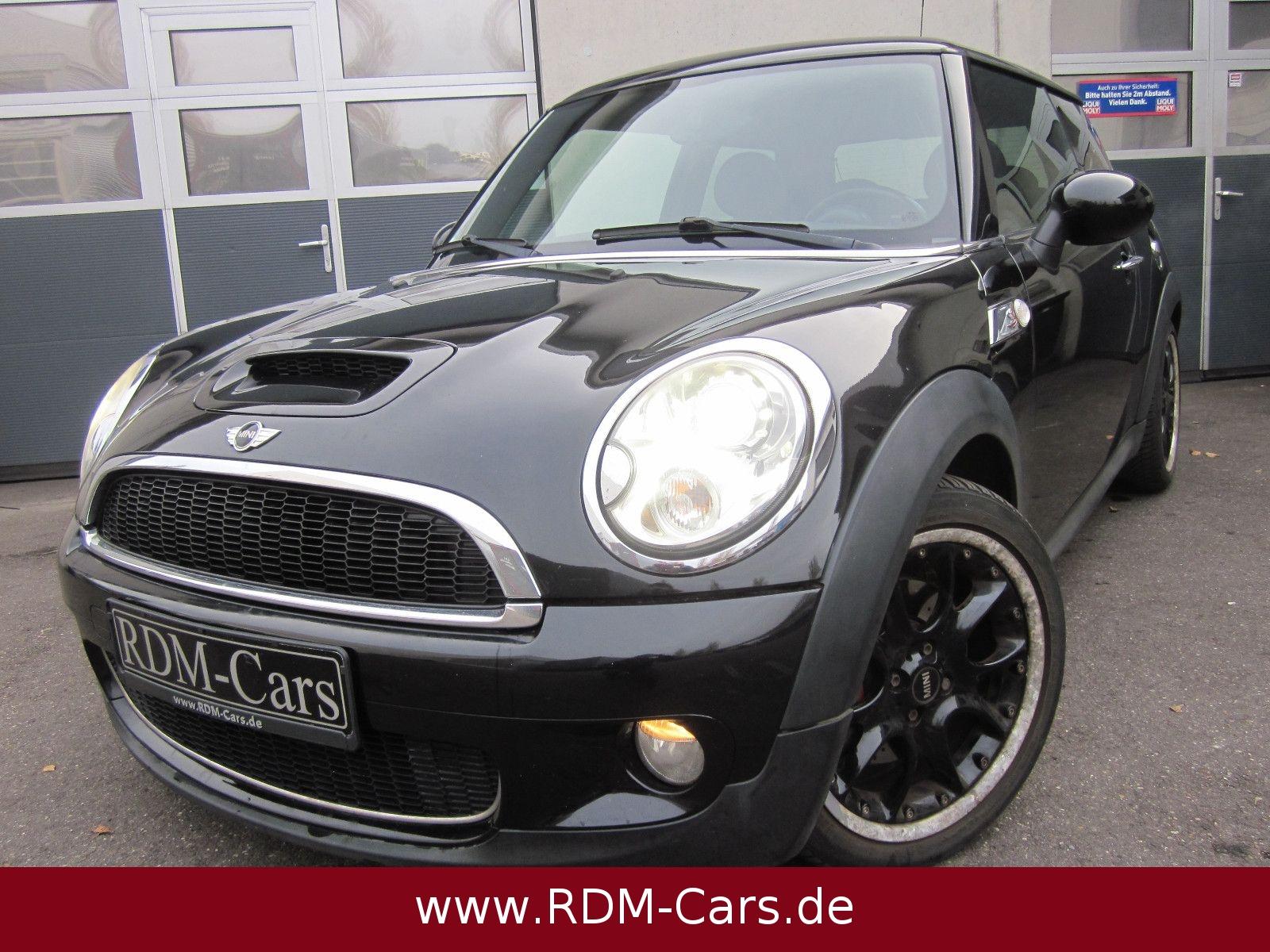 MINI Cooper S *ALL BLACK*3.Hand*Leder*Xenon*6-Gang*