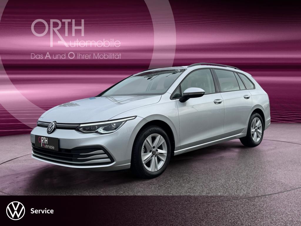 Volkswagen Golf VIII 1.5 eTSI Life DSG+AHK+ACC+NAVI+LED+PDC