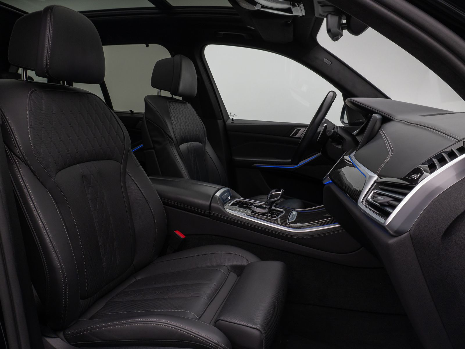 Fahrzeugabbildung BMW X5 xD40d M Sport 360°Laser HUD DAB H/K AHK ACC