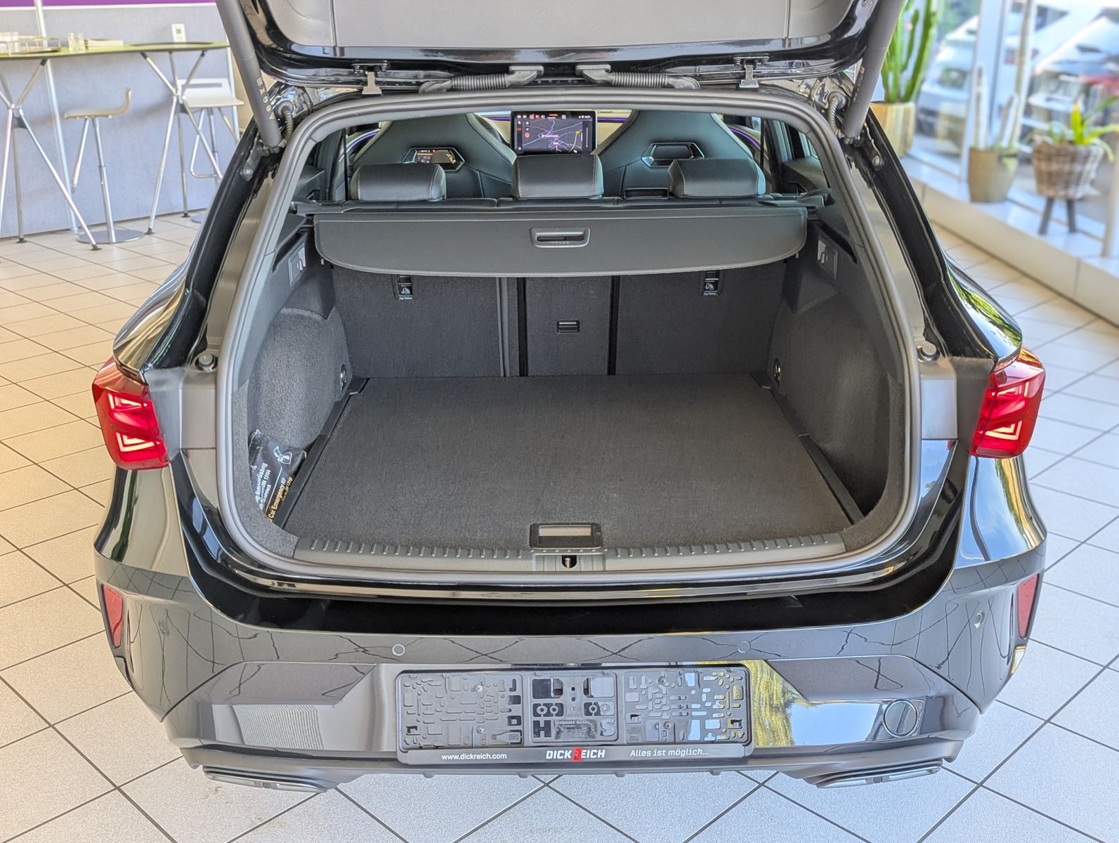 Fahrzeugabbildung CUPRA Leon 2.0 DSG Dynamic/Edge-Paket Navi AHK 5J-Gara