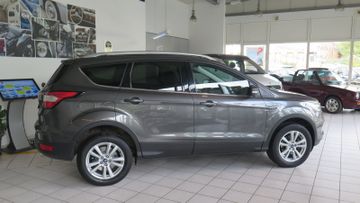 Ford Kuga - 4