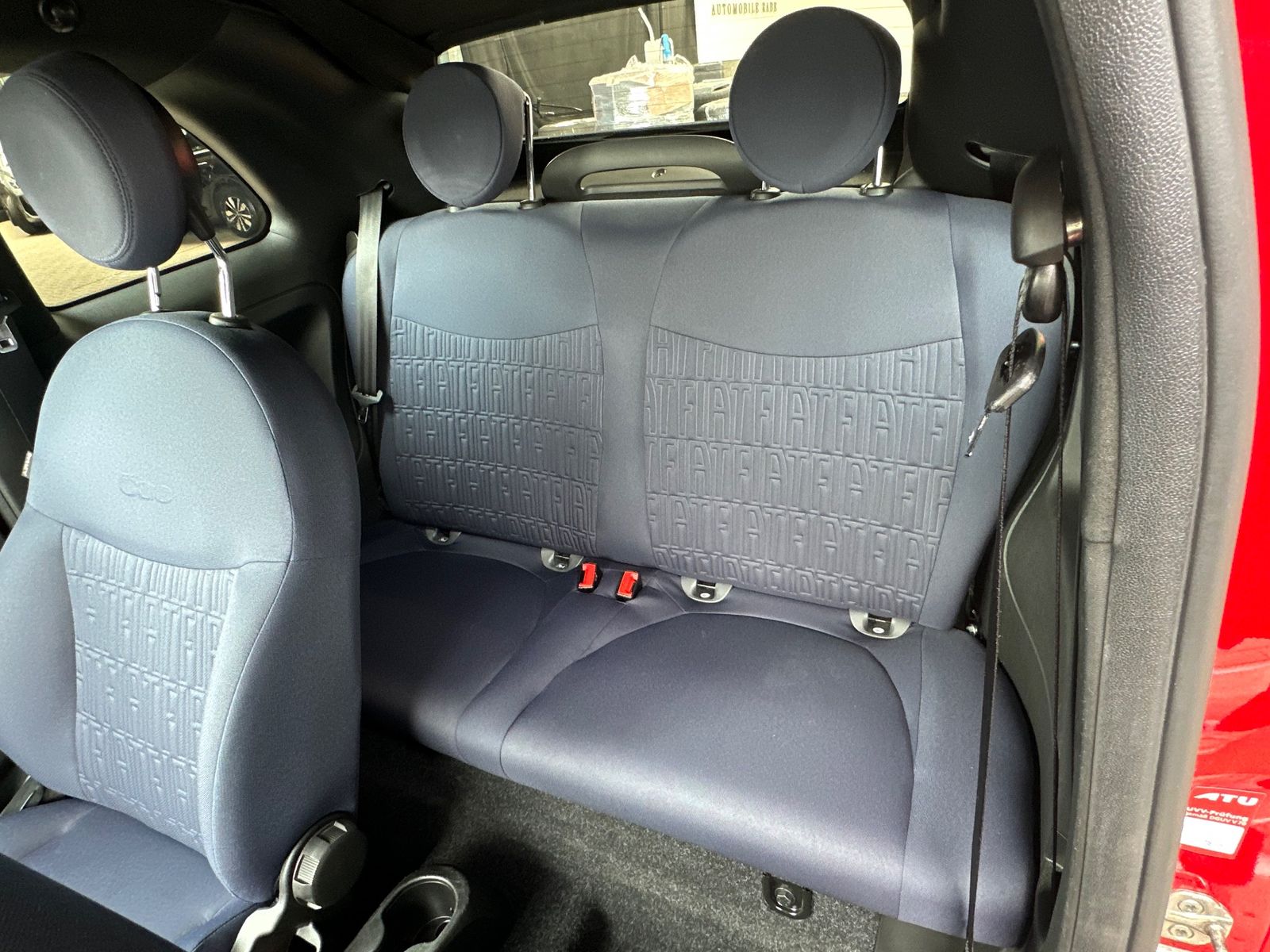 Fahrzeugabbildung Fiat 500C 1.0 GSE Mild-Hybrid Club KOMFORT-PAKET