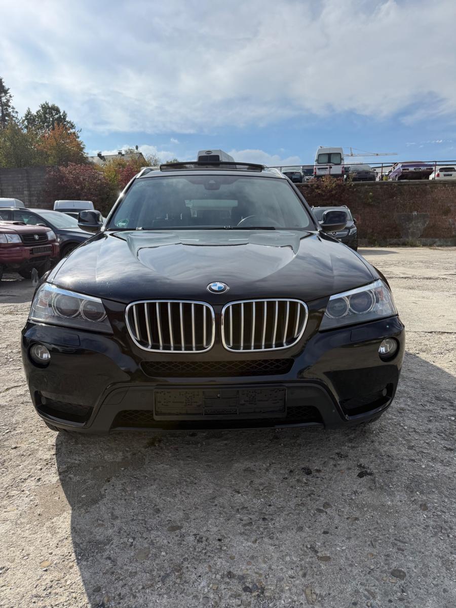 BMW X3 xDrive 30d*258PS*HUD*LEDER*PANO*KEYLESS*