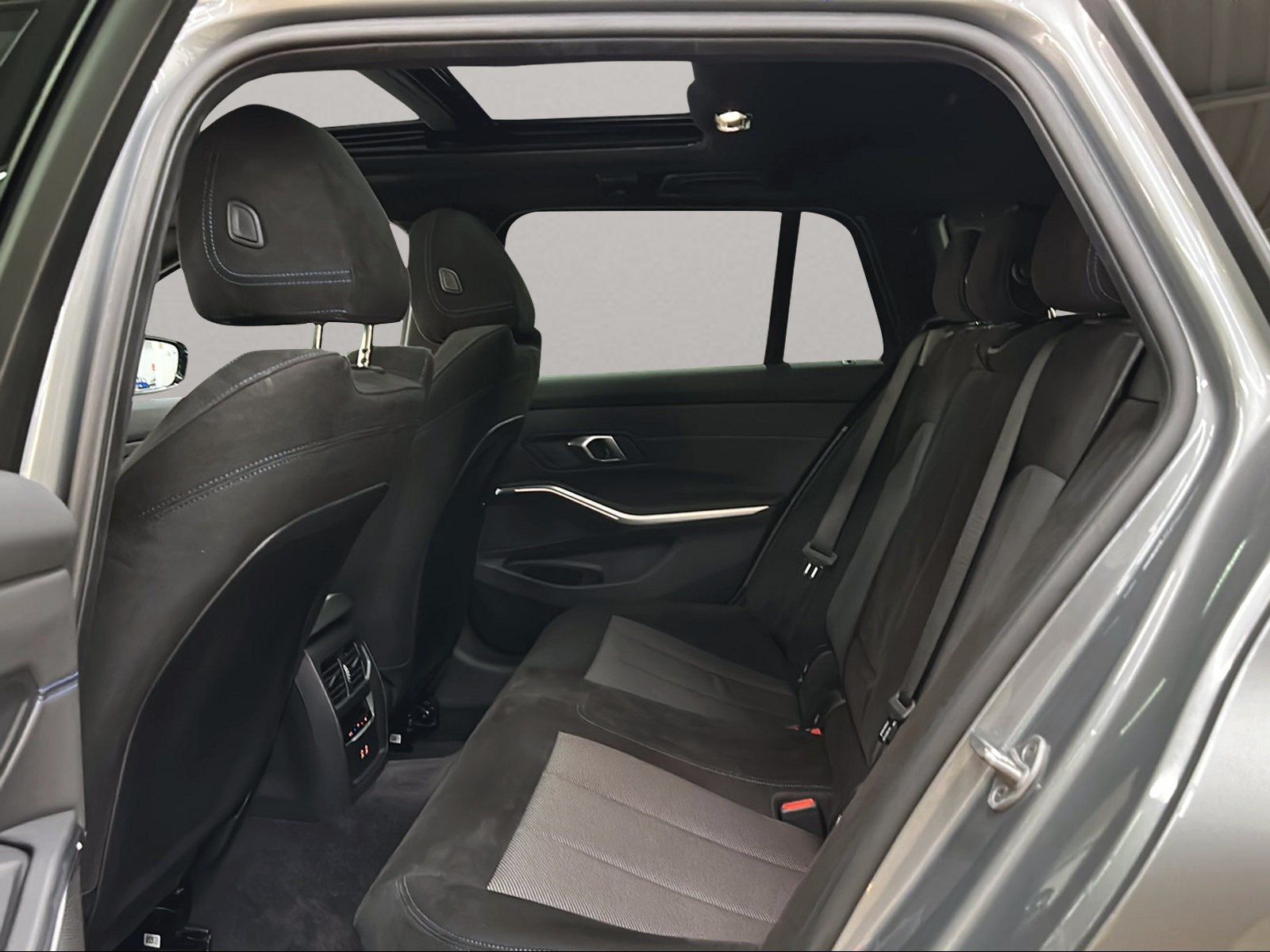 BMW 330 - Bild 16